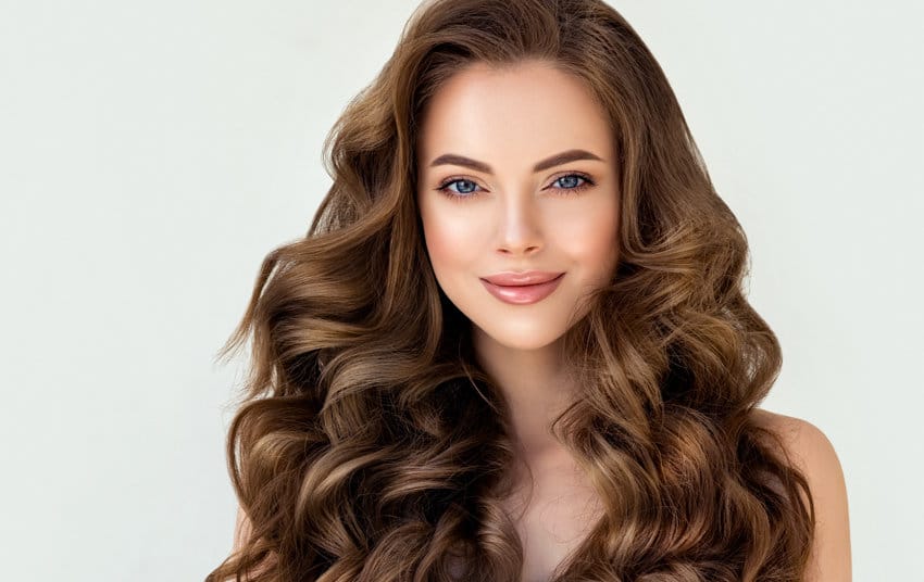 Schokobraune Haarfarbe